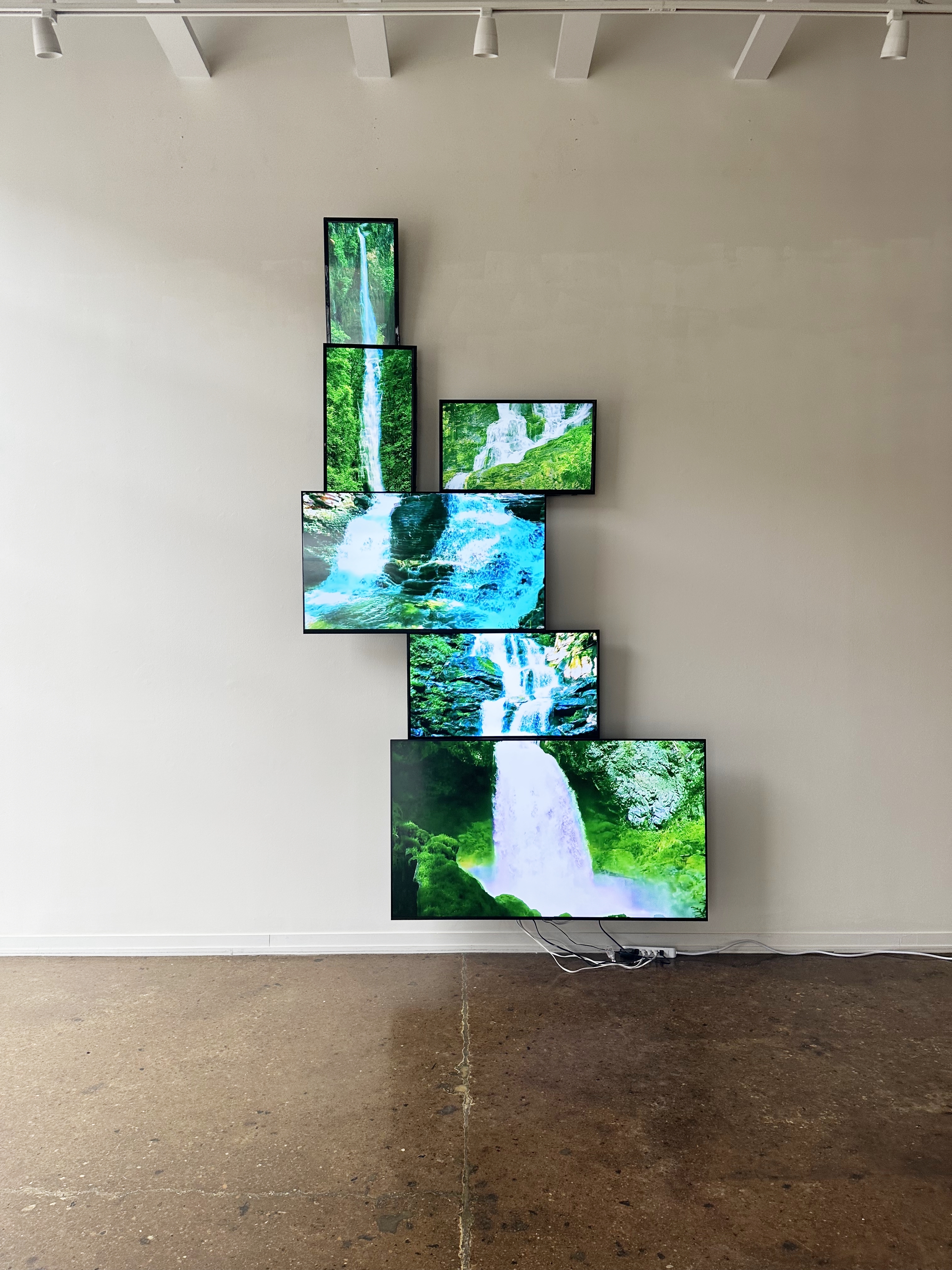 McLean Fahnestock, Drum Solo: Hyperbole for the Undiscovered Country, video installation, as installed at Radar 615, Nashville, TN, 2018