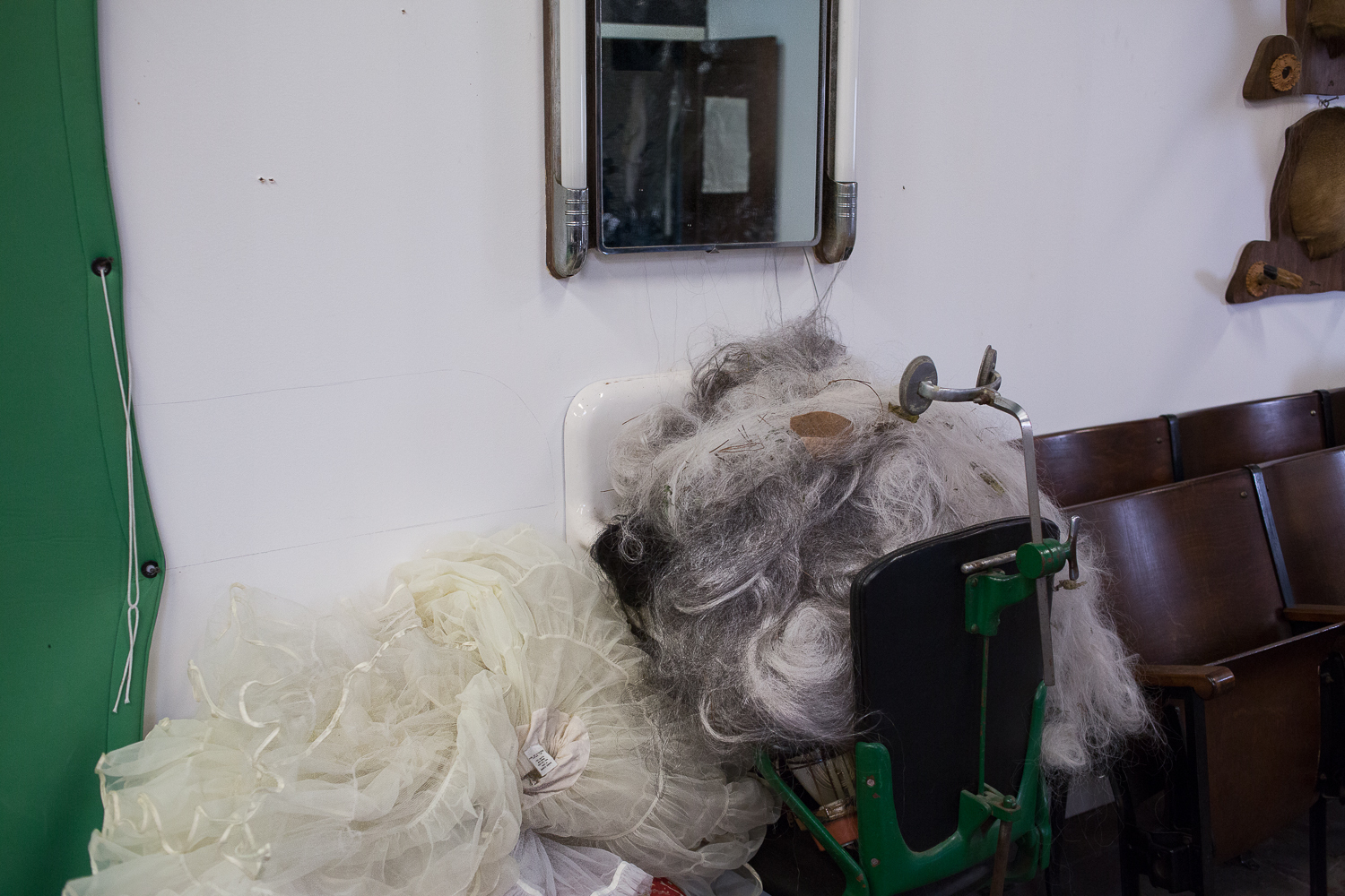 Emily Bivens, Studio Visit, June 2019 (photo: Tracy Treadwell) Emily Bivens, Studio Visit, June 2019 (photo: Tracy Treadwell)