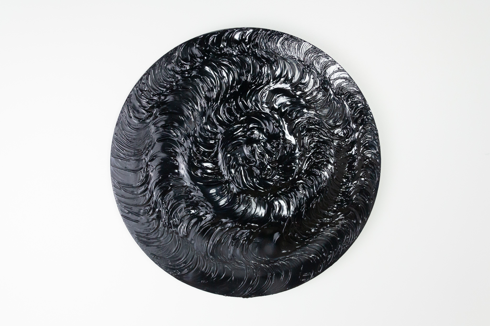 Ashanté Kindle, Untitled Crown, 2020, 12” diameter, acrylic on canvas
