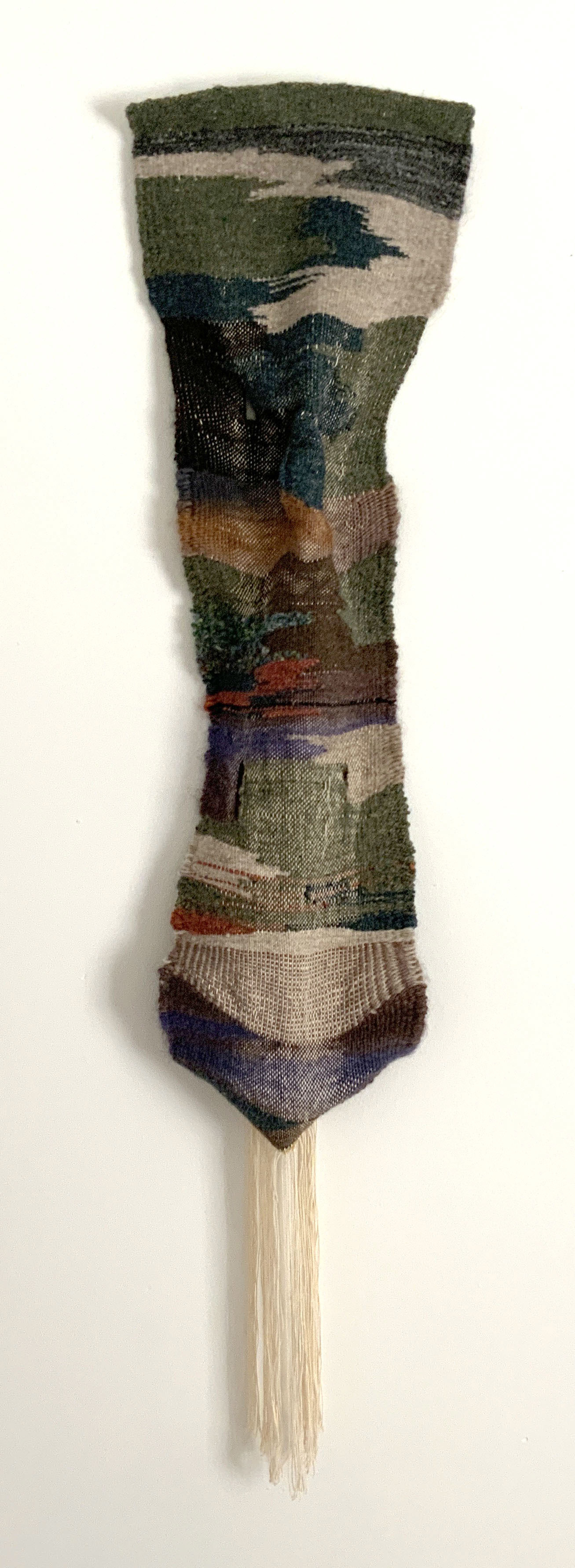 Jessie Van der Laan, clenched sigh, 2022, wool, cotton, acrylic, handwoven